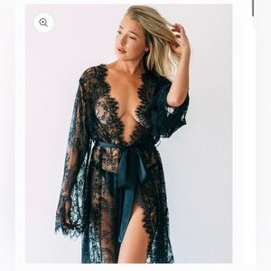 Nudwear Lace Kimono